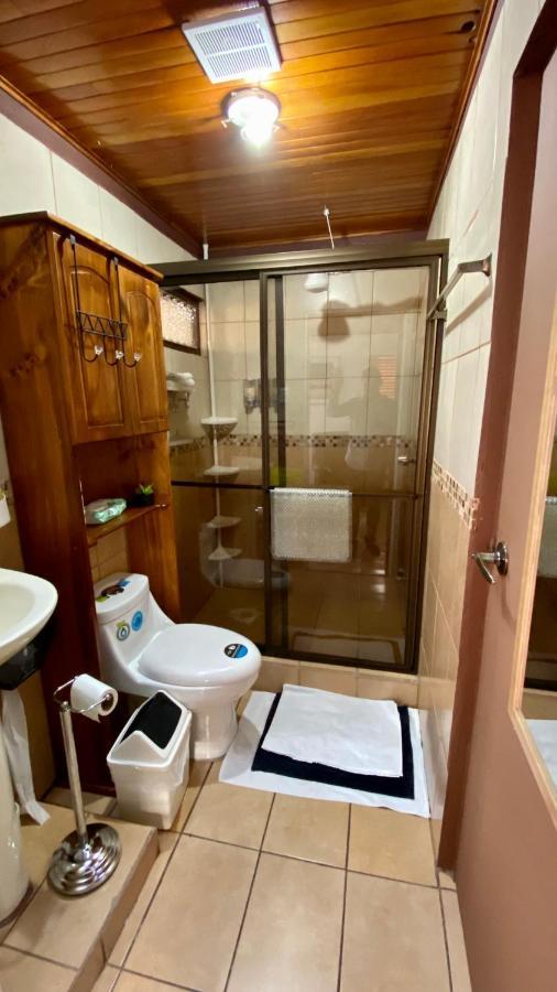 Apartment 10 Minutes By The Sjo Airport - Alajuela Buitenkant foto